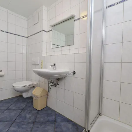 Apartment Large In With Balcony *