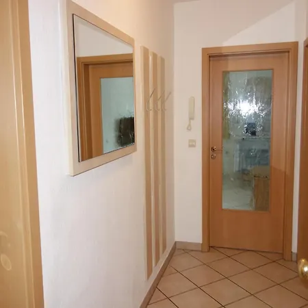 公寓 Grosse In Mit Balkon 维林根