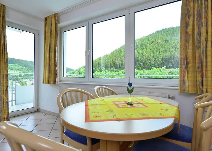 Grosse In Mit Balkon Виллинген